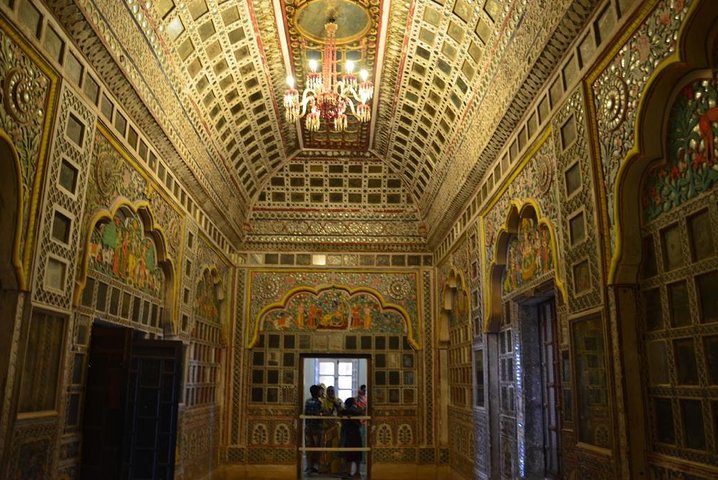 Mehrangarh Fort and Blue City Historic Tour with Local Guide