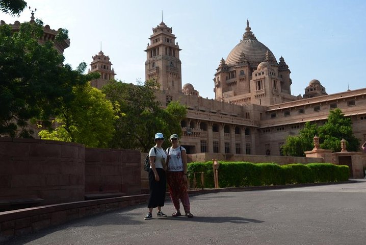 Mehrangarh Fort and Blue City Historic Tour with Local Guide