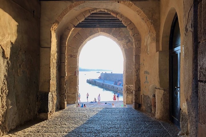 Private Transfer from Palermo Airport to Your Hotel in Cefalu