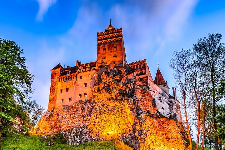 Dracula's Castle, Peles Castle and Brasov Day Trip from Bucharest