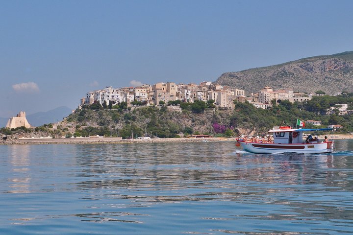 "Riviera di Ulisse" tour from Sperlonga to Gaeta