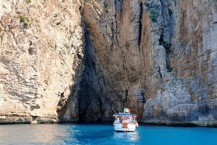"Riviera di Ulisse" tour from Sperlonga to Gaeta