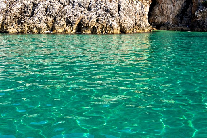 Tour - Mini Cruise at the Blue Grotto