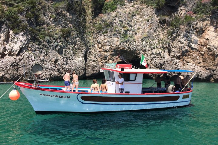 Tour - Mini Cruise at the Blue Grotto