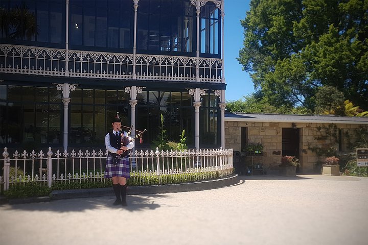 Iconic Shore Excursion: Iconic Larnach Castle Tour
