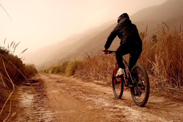 Mountain biking in the surroundings of Tilcara