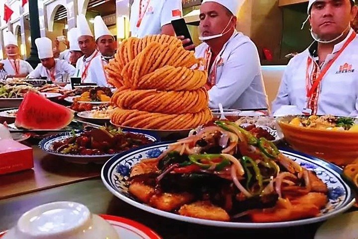 Urumqi Private City Tour with English Speaking Driver Service