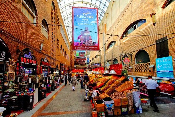 Urumqi Private City Tour with English Speaking Driver Service