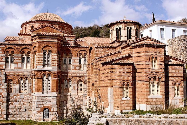 Delphi Day Trip Ancient Oracle & Scenic Mountain Views Arachova