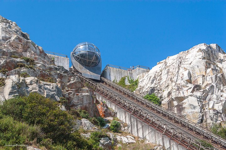 Half-Day Private Guided Sightseeing Tour of La Coruña