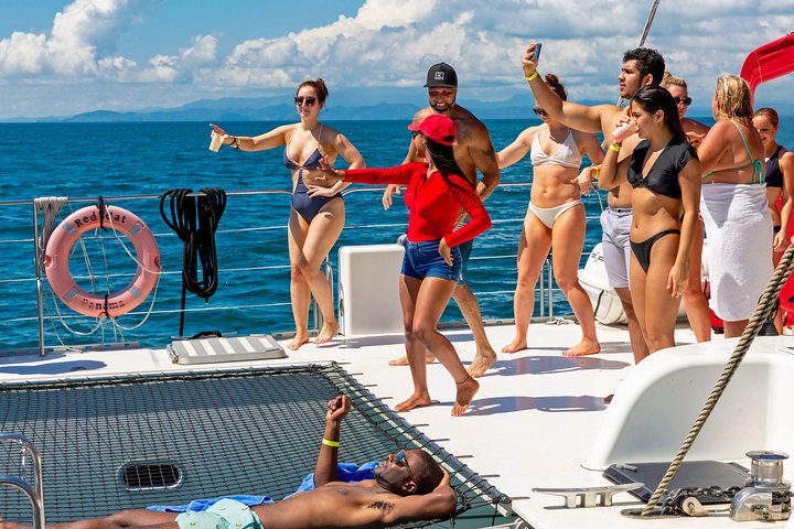 All Inclusive Taboga Island Catamaran Tour from Panama City