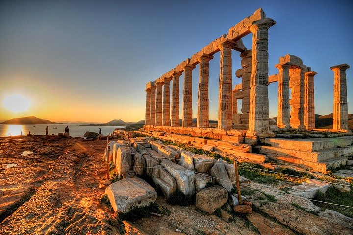 Athens By Night Private 3 Hour City Lights & Views Luxury Tour
