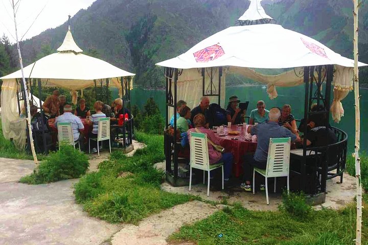 Full-Day Private Guided Tour to Heavenly Lake of Tianshan