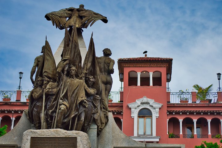 Legends of Casco Viejo Tour: Hidden Gems with Panama Vibes Tours