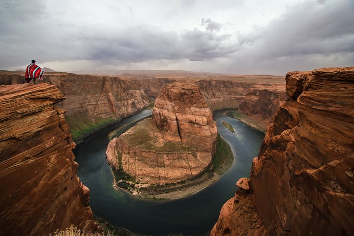 Antelope Canyon & Horseshoe Bend Day Tour with Lunch, Free WiFi