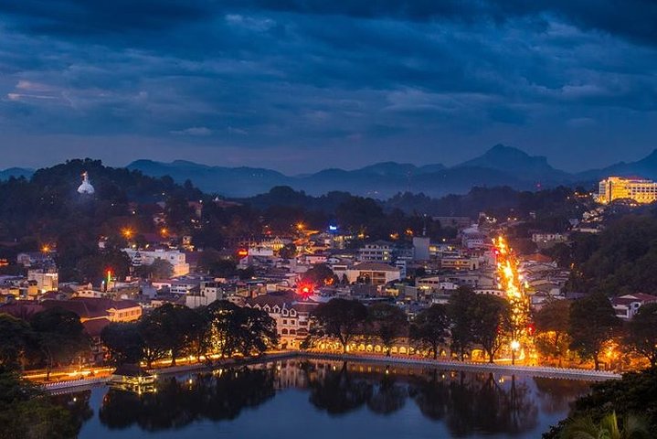 Fabulous 6 Days in Sri Lanka by Mahaweli from Colombo