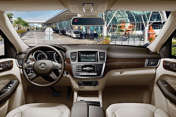 Private Transfer from Sindbad Hotel Nizwa to Muscat Airport (MCT)