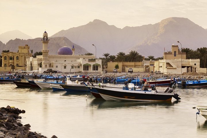 Private Transfer from Sindbad Hotel Nizwa to Muscat Airport (MCT)