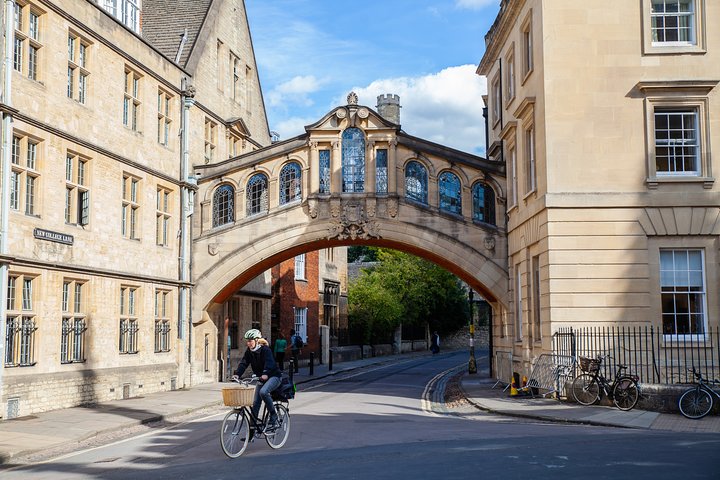 Extended: Oxford University & City Tour With Christ Church