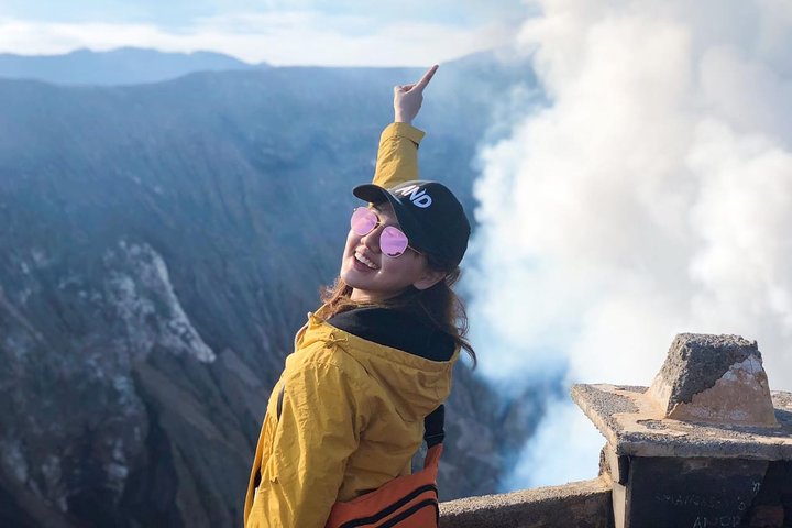 Mount Bromo & Ijen & Madakaripura Waterfall Tour (3D2N) - Hotel