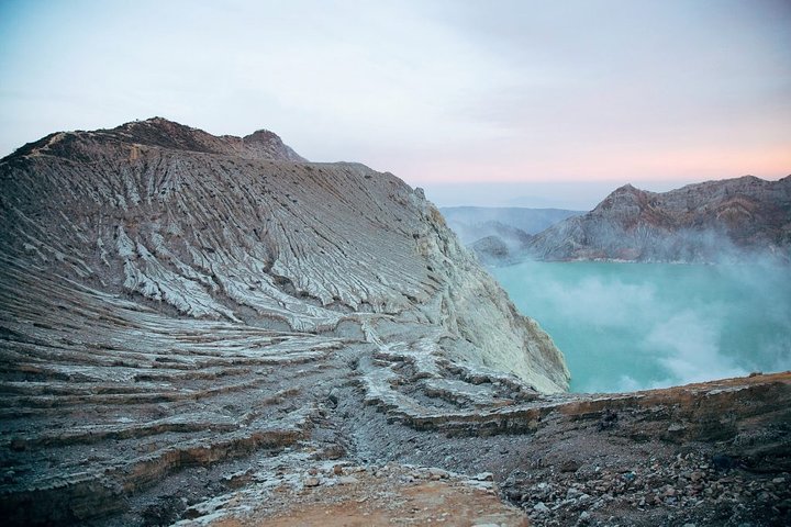 Mount Bromo & Ijen & Madakaripura Waterfall Tour (3D2N) - Hotel