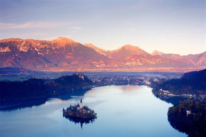 Private Transfer from Maribor to Ljubljana Airport (LJU)