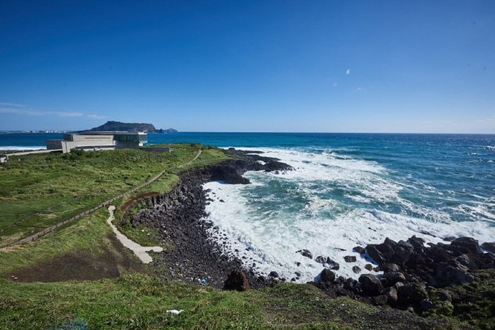 Full Day Customizable Jeju Private Tour with licensed tour guide