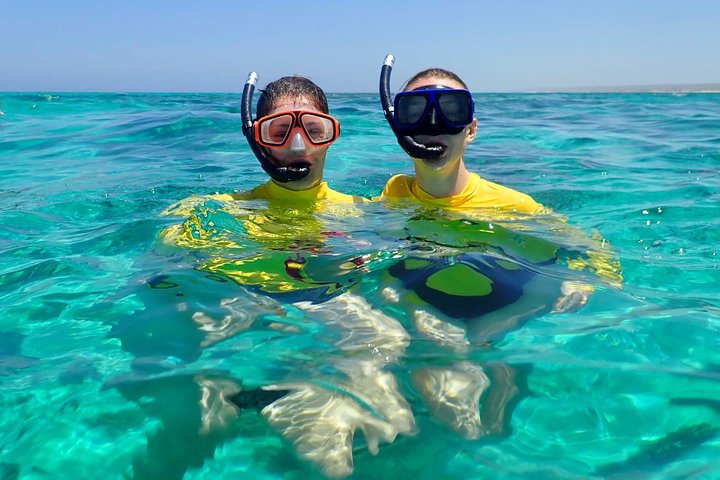 Lagoon Explorer - Ningaloo Reef Full-Day Kayaking and Snorkeling Adventure