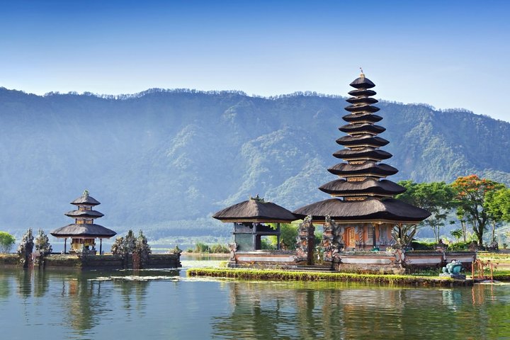 Private Transfer from Simarasok to Padang Airport (PDG)