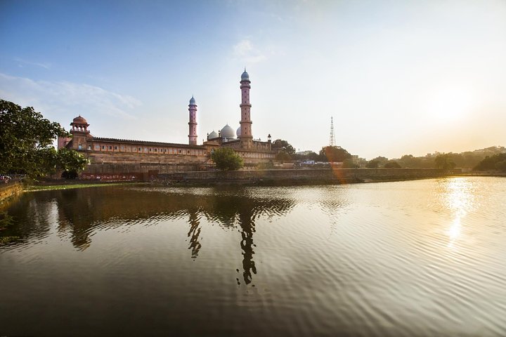 Birds and Heritage: Bhoj Wetland and Bhopal City Tour