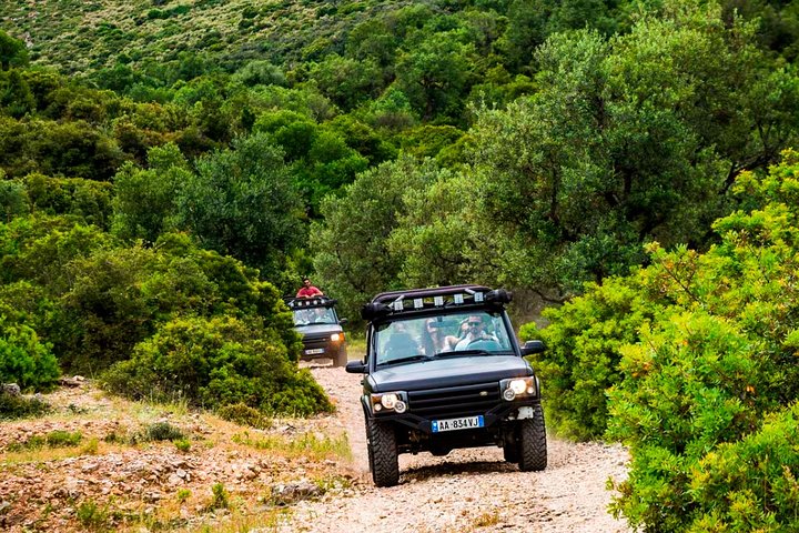 Saranda Jeep Tour, Blue Eye, Castle, Secret Beach & Off-Road