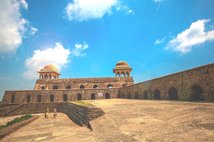 Indore to Mandu and Maheshwar: A Heritage Day Tour