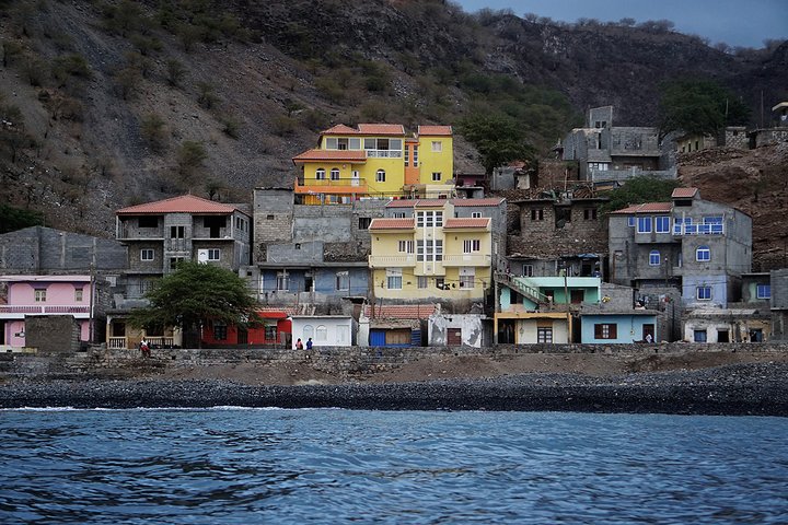 Ribeira da Barca: Boat Trip to the Cave, Snorkeling and BBQ on the beach