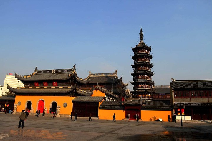 4-Hour Wuxi Private Tour: Huishan Old Town, Jichang Garden and Nanchan Temple