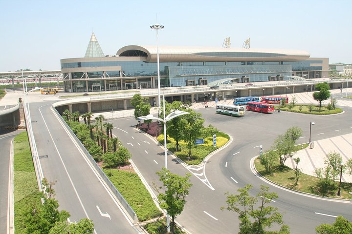 Private Departure Transfer to Yangzhou Railway Station from City hotel