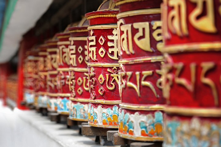 Lhasa Tour: A Glimpse of Tibet