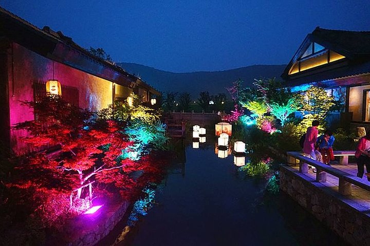 Nianhua Bay Private Half-Day Tour from Wuxi