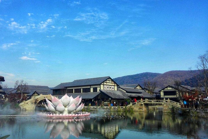 Nianhua Bay Private Half-Day Tour from Wuxi