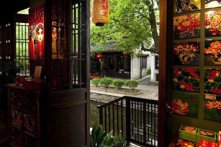 4-Hour Zhouzhuang Water Town Private Tour from Suzhou with Boat Ride