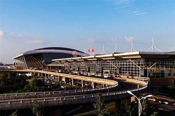 Sunan Shuofang International Airport Private Arrival Transfer to Wuxi City Area