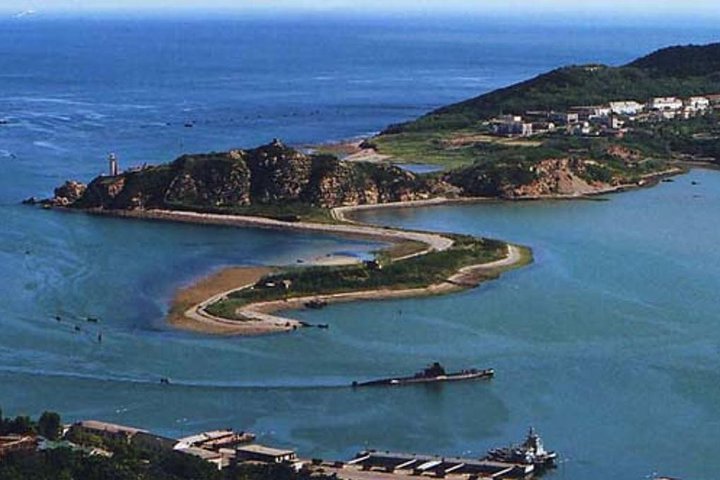 All-Inclusive Private Dalian Port Layover Tour with Lunch
