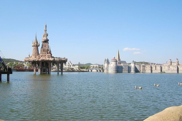 All-Inclusive Private Dalian Port Layover Tour with Lunch