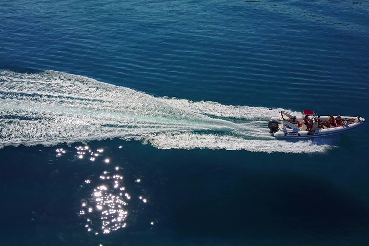 Tropea & Capo Vaticano Boat Tour with Snorkeling. Up to 12 Guests