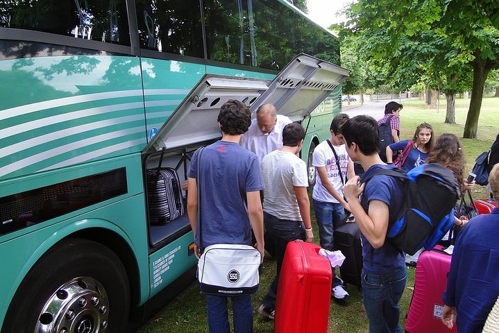 Private transfers between London Stansted Airport - Paddington Train Station