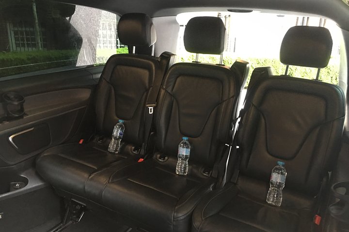 Private transfers to/from London Tilbury Cruise Port and London Stansted Airport