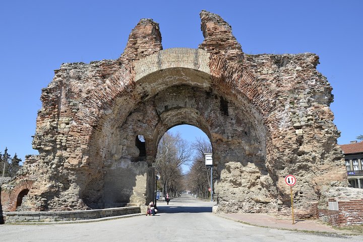 Private Day Trip to Hissarya & Starosel from Plovdiv