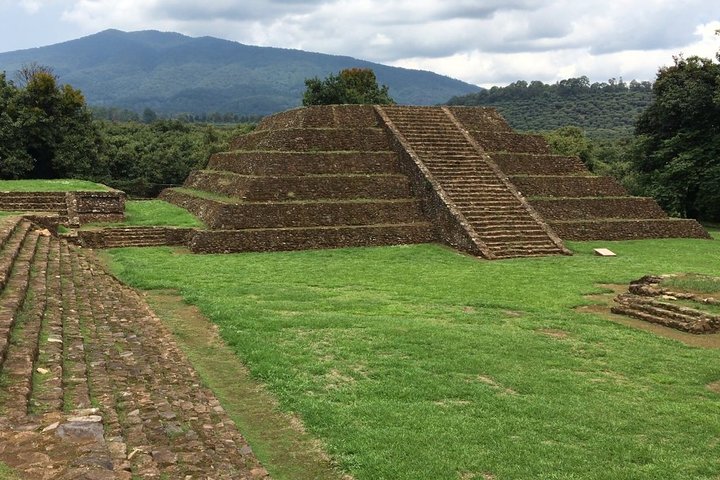 Michoacan Archaeology Tour: Tingambato, Ihuatzio & Tzintzuntzan