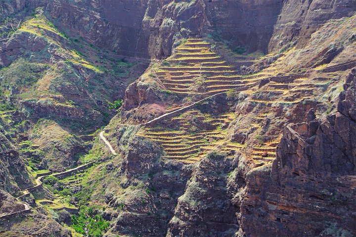 Santo Antão: Hike Ponta do Sol - Fontainhas - Cruzinha