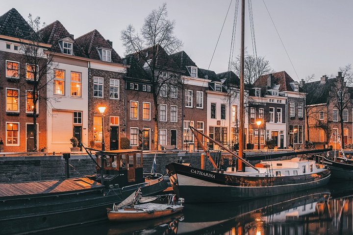 e-Scavenger hunt Den Bosch: Explore the city at your own pace