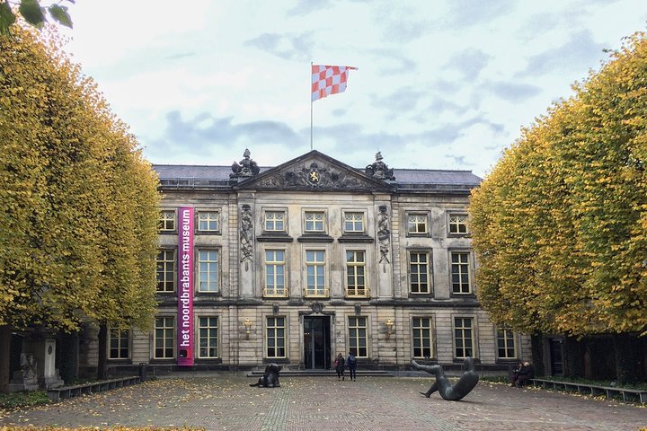 e-Scavenger hunt Den Bosch: Explore the city at your own pace